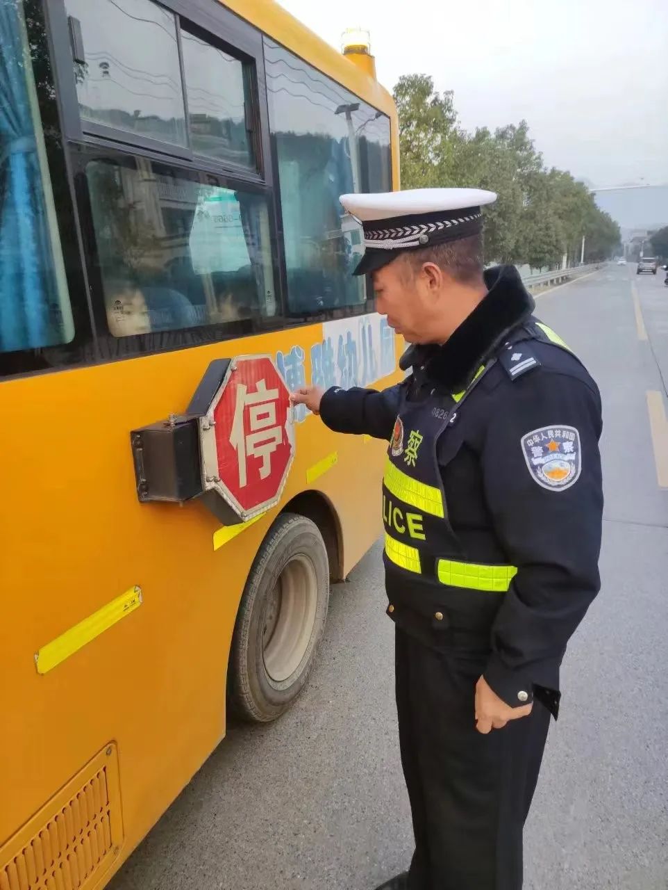 冬季攻勢 | 開展校車安全檢查 學生出行保駕護航 圖片