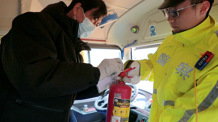 護航開學季 | 雙牌60臺校車接受集中“體檢” 圖片