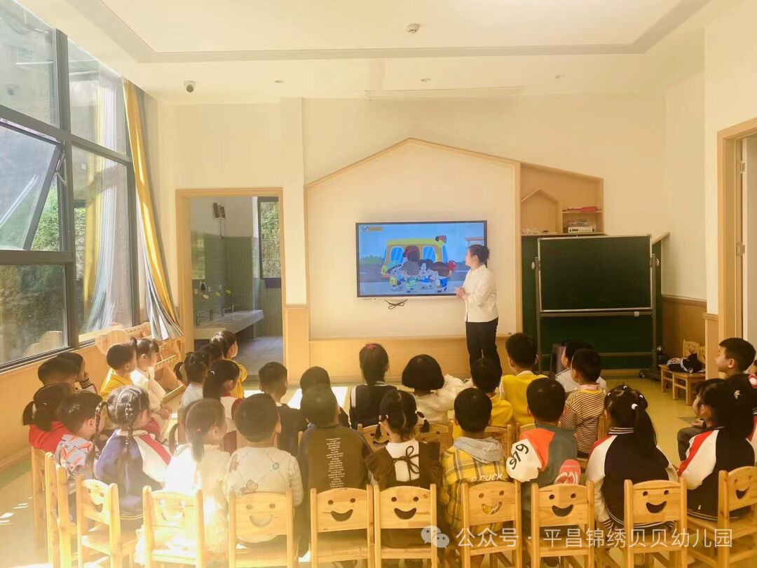 錦繡貝貝 | 校車交通事故應急演練 圖片