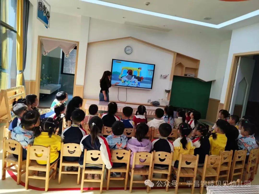 錦繡貝貝 | 校車交通事故應急演練 圖片