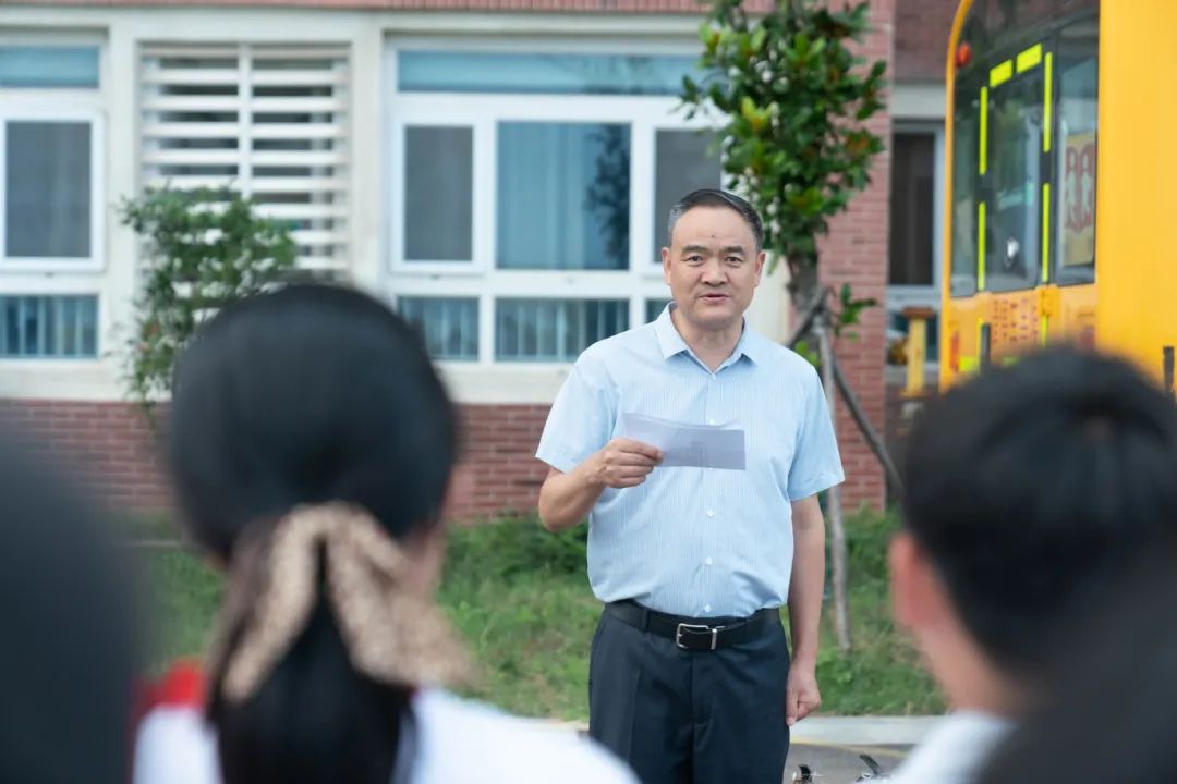 心系校車安全,筑牢平安防線 | 蘇外（港）成功舉行校車安全演練活動