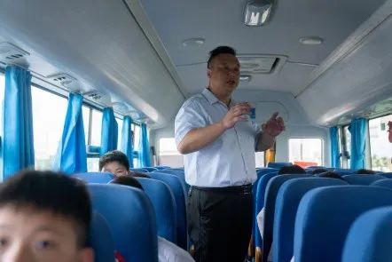 心系校車安全,筑牢平安防線 | 蘇外（港）成功舉行校車安全演練活動