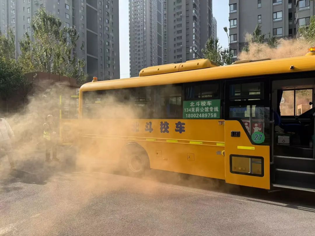【南京一校長白島二分校】安全乘坐校車 平安快樂成長——校車安全演練 圖片