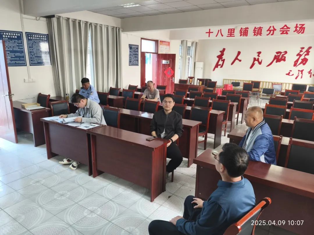 縣應急管理局檢查組到十八里鋪鎮檢查校車安全隱患排查整治工作