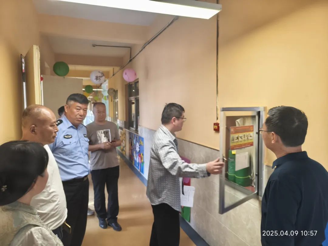 縣應急管理局檢查組到十八里鋪鎮檢查校車安全隱患排查整治工作