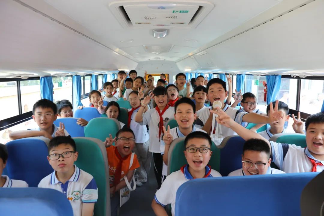 喜迎六一 安康端午|長運安馨校車與大同中心小學攜手舉辦“安馨號列車·棕香漫六一”主題活動 圖片