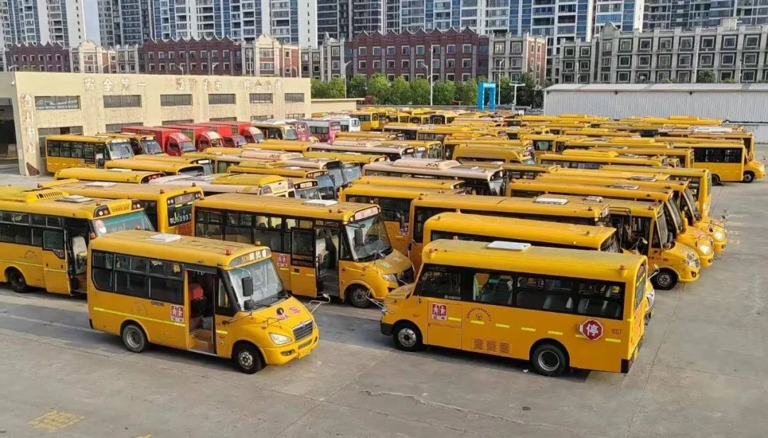 城發校車公司完成217臺校車安全升級 為新學期保駕護航 圖片