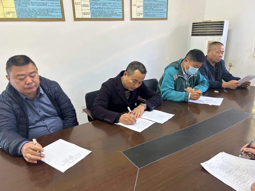 排查設施除隱患 優化路線保平安|宗村小學開展校車安全隱患排查 排查設施除隱患 優化路線保平安|宗村小學開展校車安全隱患排查