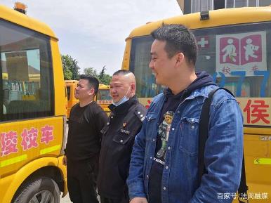 常德交警直屬二大隊:嚴守校車安全關 筑牢復學“防護網” 常德交警直屬二大隊:嚴守校車安全關 筑牢復學“防護網”