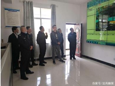 常德交警直屬二大隊:嚴守校車安全關 筑牢復學“防護網” 常德交警直屬二大隊:嚴守校車安全關 筑牢復學“防護網”