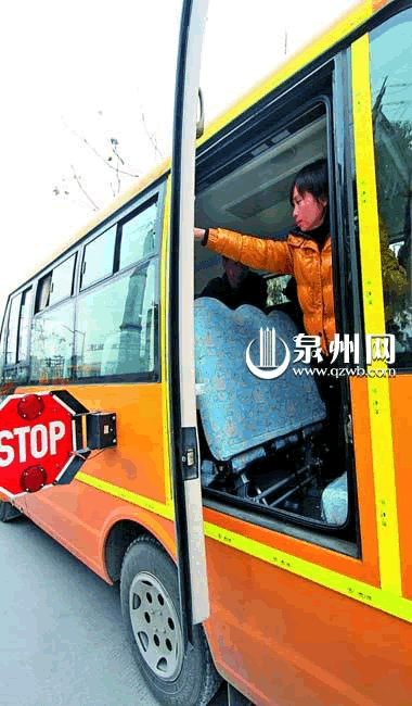 記者體驗泉州的國標校車 時速40公里平穩無顛簸(圖)