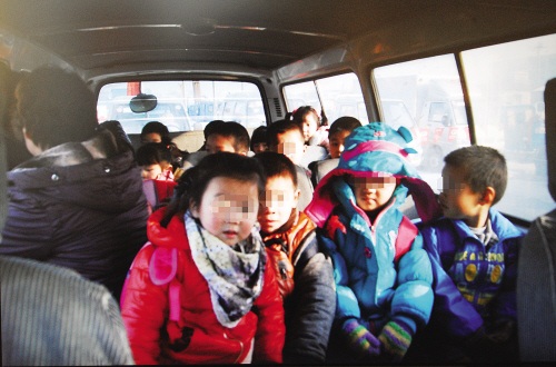 幼兒園校車又現(xiàn)超載