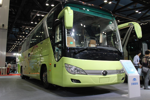 新產(chǎn)品新技術(shù)綻放道路運(yùn)輸展 宇通引領(lǐng)中國(guó)客車(chē)未來(lái)