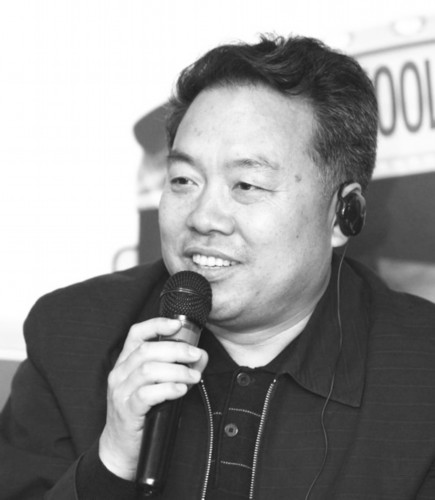 佘振清：借鑒先進經驗 完善校車體系