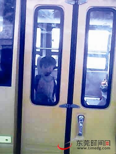 市教育局初步認定萬江小鳳凰幼兒園校車事件為責任事故/ 市教育局初步認定萬江小鳳凰幼兒園校車事件為責任事故