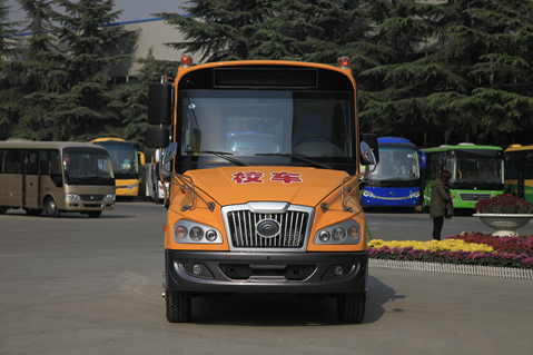 孩子安全大過天 深入體驗宇通“小飛俠”校車 1