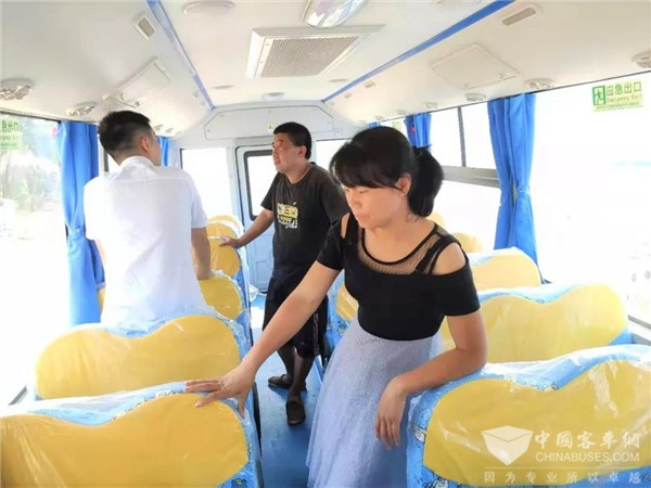 扛起責任打造匠心品質 福田歐輝啟動2019年暑期校車巡展活動 扛起責任打造匠心品質 福田歐輝啟動2019年暑期校車巡展活動