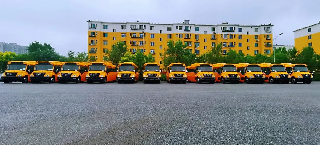 護(hù)航開(kāi)學(xué)季 批量歐輝BJ6116健康校車交付鞍山交運(yùn)旅游 護(hù)航開(kāi)學(xué)季 批量歐輝BJ6116健康校車交付鞍山交運(yùn)旅游