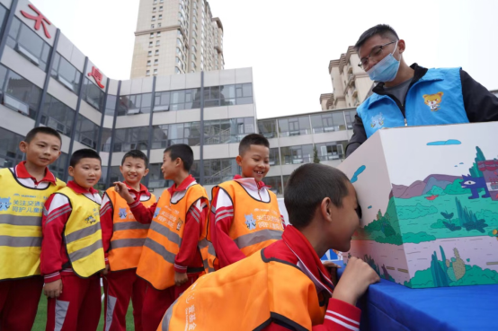 宇通&壹基金兒童交通安全公益行再出發(fā) 首站落地呼和浩特、紹興雙城 宇通&壹基金兒童交通安全公益行再出發(fā) 首站落地呼和浩特、紹興雙城