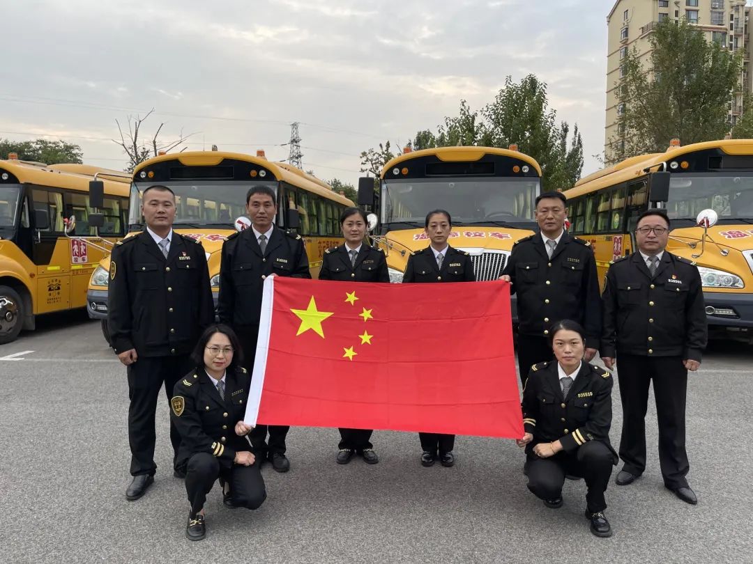 禮贊二十大 堅定跟黨走 | 城運控股集團交運溫馨校車公司開展學習黨的二十大精神主題活動 圖片
