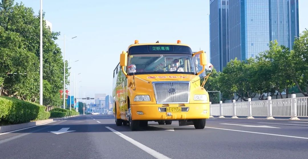 細數十年歷程,溫馨校車用產業轉型實現高質量發展 圖片