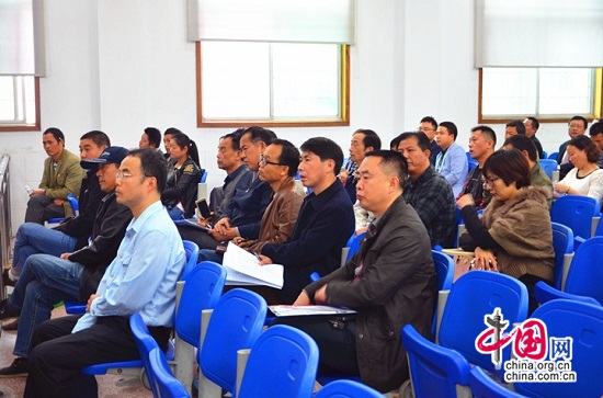 人大代表及群眾旁聽庭審