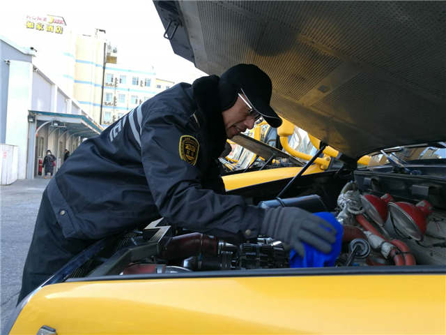 大鼻子校車放假體檢 下學期想乘坐趕緊報名 大鼻子校車放假體檢 下學期想乘坐趕緊報名