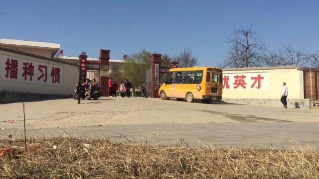 大荔:校車管理混亂 幼兒安全令人堪憂 大荔:校車管理混亂 幼兒安全令人堪憂