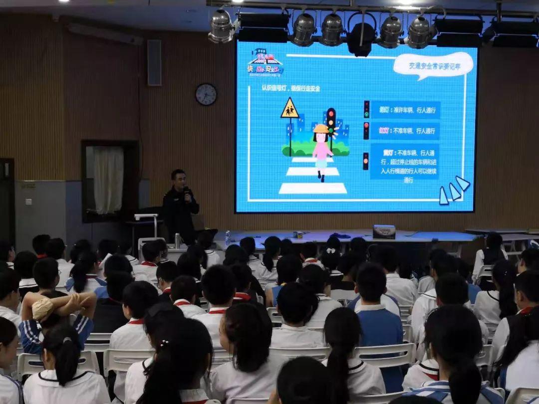 深圳:大動作!即日起,全市嚴查校車! 深圳:大動作!即日起,全市嚴查校車!