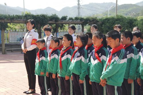 溫馨校車走進惠特小學開展綠色環保主題實踐活動/ 溫馨校車走進惠特小學開展綠色環保主題實踐活動