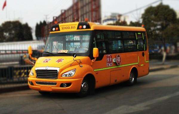 武漢漢陽區開展校車安全專項檢查/ 武漢漢陽區開展校車安全專項檢查