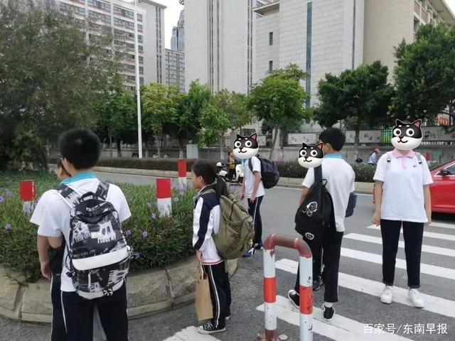 泉州：“黑校車”還敢超載 連查3輛