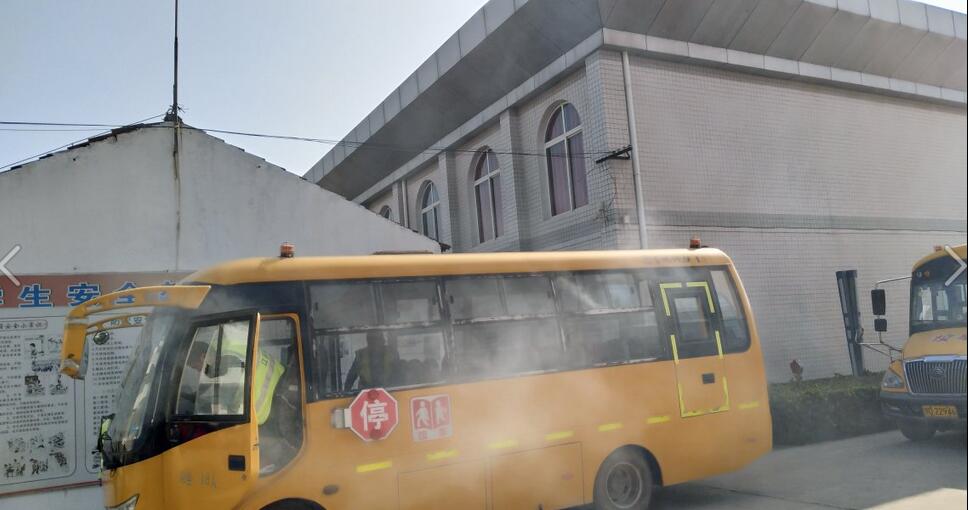 湖北省江陵希望小學:開展校車消防安全演練 湖北省江陵希望小學:開展校車消防安全演練