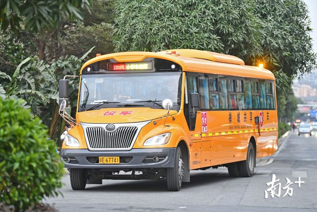 廣東佛山:共享校車、無紙化報名……禪城這樣為教育服務賦能升級 廣東佛山:共享校車、無紙化報名……禪城這樣為教育服務賦能升級