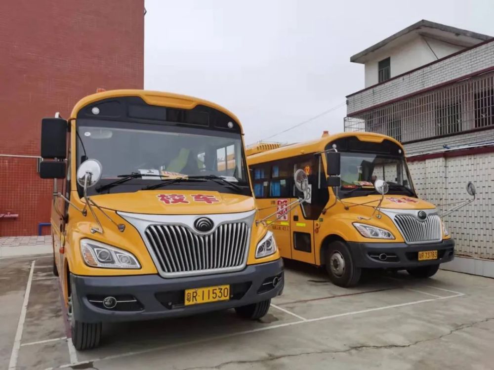 記者跟拍!佛岡新校車“入鎮(zhèn)到村”后… 記者跟拍!佛岡新校車“入鎮(zhèn)到村”后…