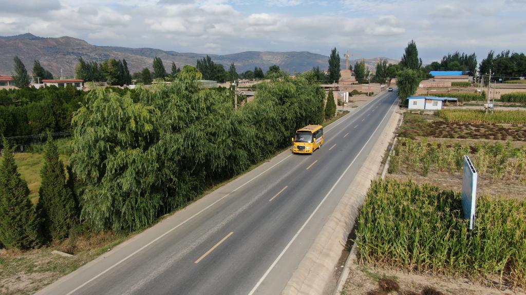 “雙減”后,一輛校車的“田野”之旅 “雙減”后,一輛校車的“田野”之旅