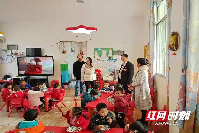 零陵:陳麗萍帶隊調研農村教育工作 ccecef9807aaec2afba927858d5b322.jpg