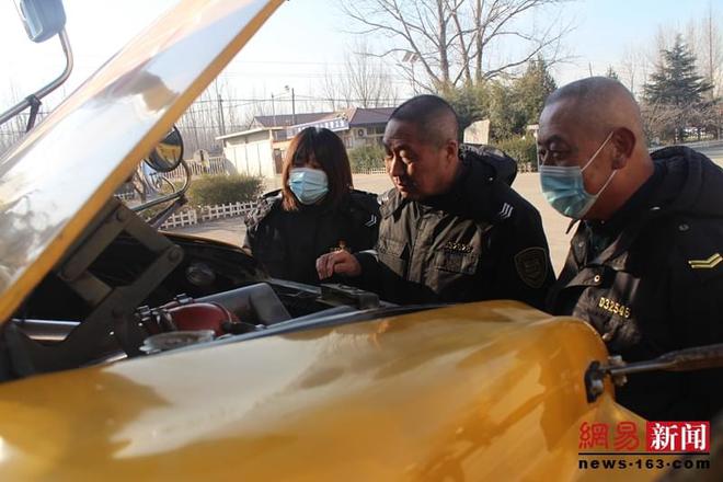 膠州溫馨校車聯合杜村小學開展“辭舊迎新 共話未來”活動 膠州溫馨校車聯合杜村小學開展“辭舊迎新 共話未來”活動