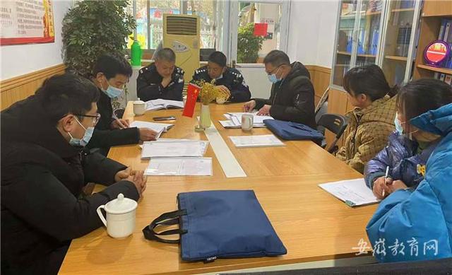 確保學生上下學乘車安全歙縣開展校車專項檢查/ 確保學生上下學乘車安全歙縣開展校車專項檢查