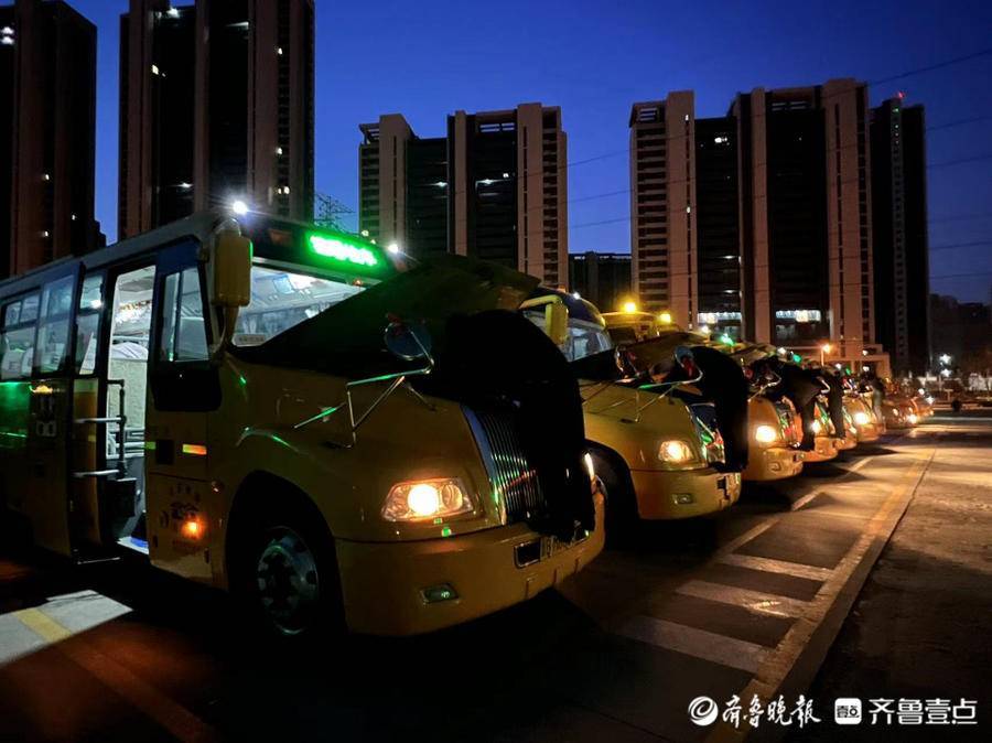 再添15條校車線路,新學期又有760余名學生坐上大鼻子 再添15條校車線路,新學期又有760余名學生坐上大鼻子