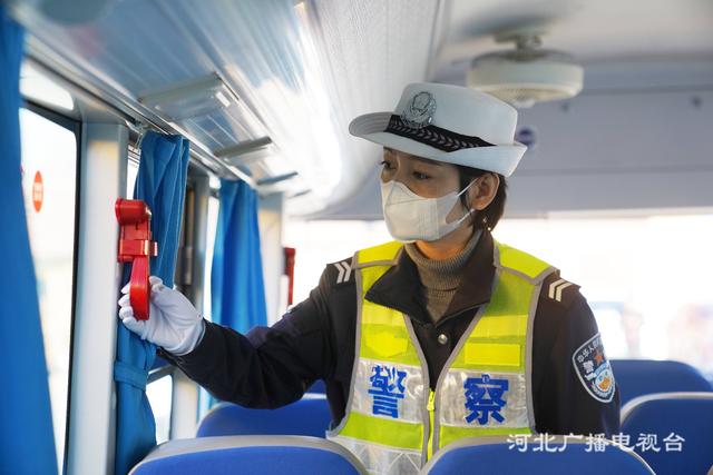 河北遵化：校車檢查 迎開學