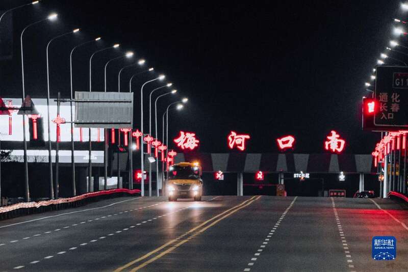 疫情下往返于長春、梅河口的“校車”