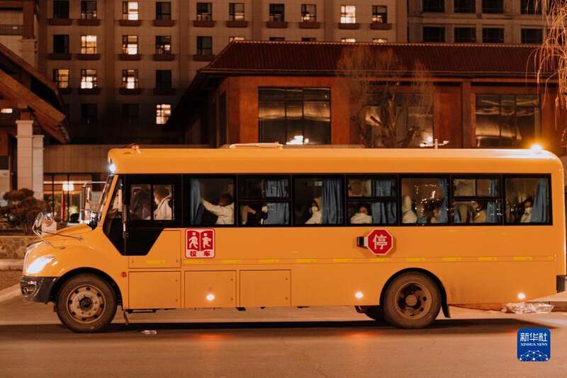 疫情下往返于長春、梅河口的“校車”