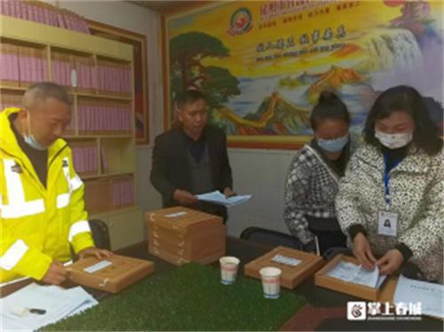 守護(hù)平安上學(xué)路官渡多部門聯(lián)合開展校車安全大檢查