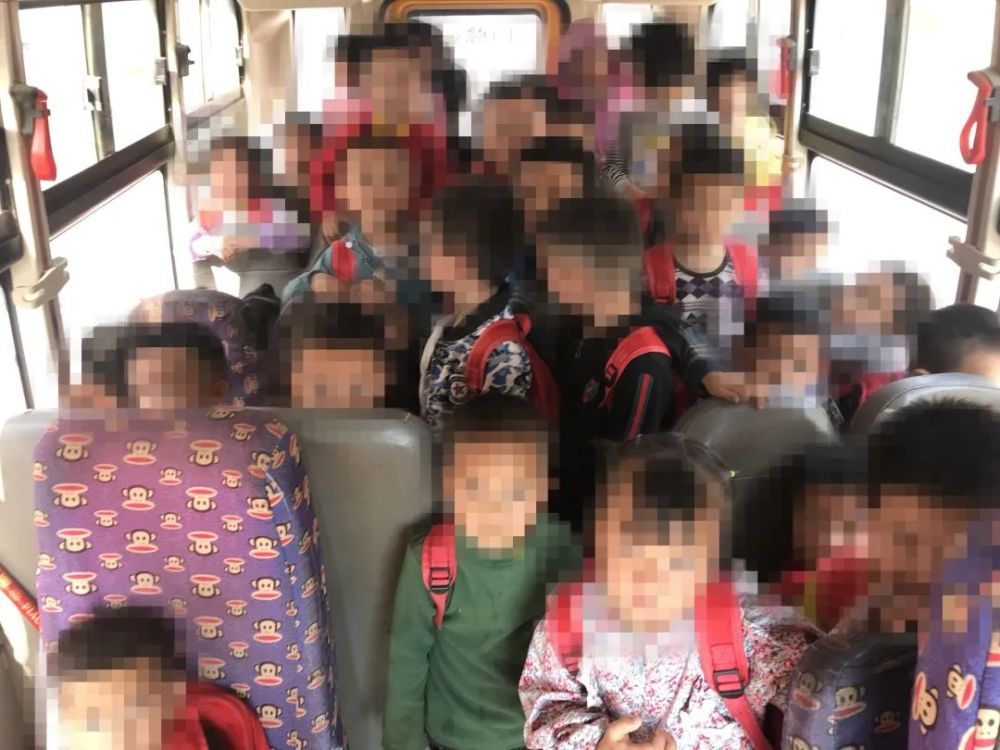 寧德交警開展校車安全檢查，為學校復課加把“安全鎖”