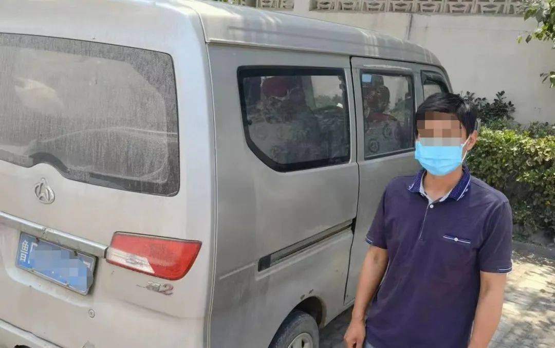 罰款萬元!聊城一“黑校車”落網! 罰款萬元!聊城一“黑校車”落網!