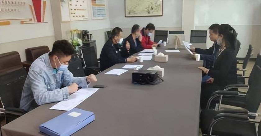 長安交警：四項(xiàng)舉措、“三零”要求，校車十年安全行