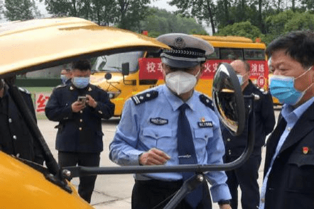長安交警：四項(xiàng)舉措、“三零”要求，校車十年安全行