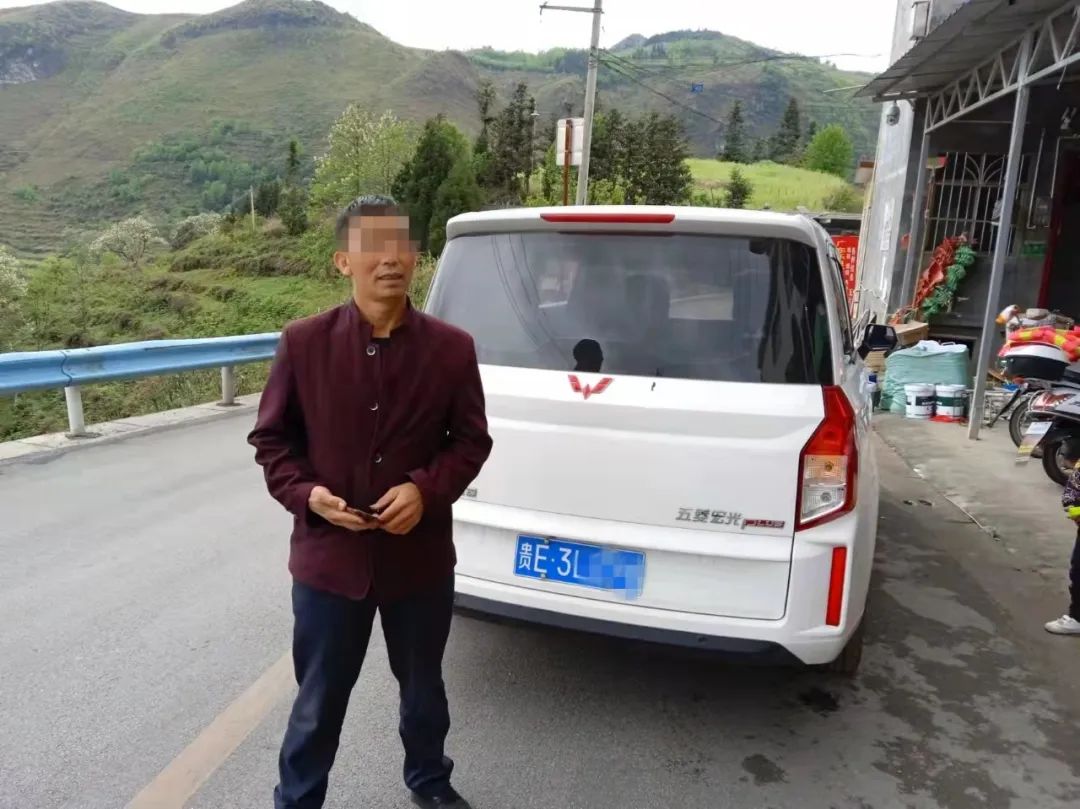 嚴(yán)重超員被判刑——晴隆縣三位“黑校車”駕駛?cè)吮灰婪ㄌ幜P! 嚴(yán)重超員被判刑——晴隆縣三位“黑校車”駕駛?cè)吮灰婪ㄌ幜P!