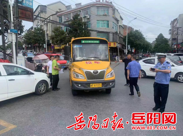 整治校車頑瘴痼疾 確保學生乘車安全 整治校車頑瘴痼疾 確保學生乘車安全